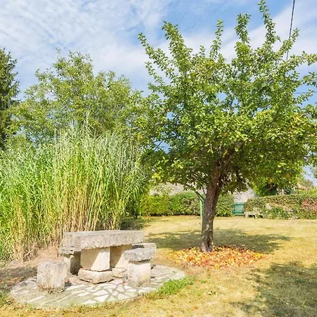 Sleeps 10 Pool *